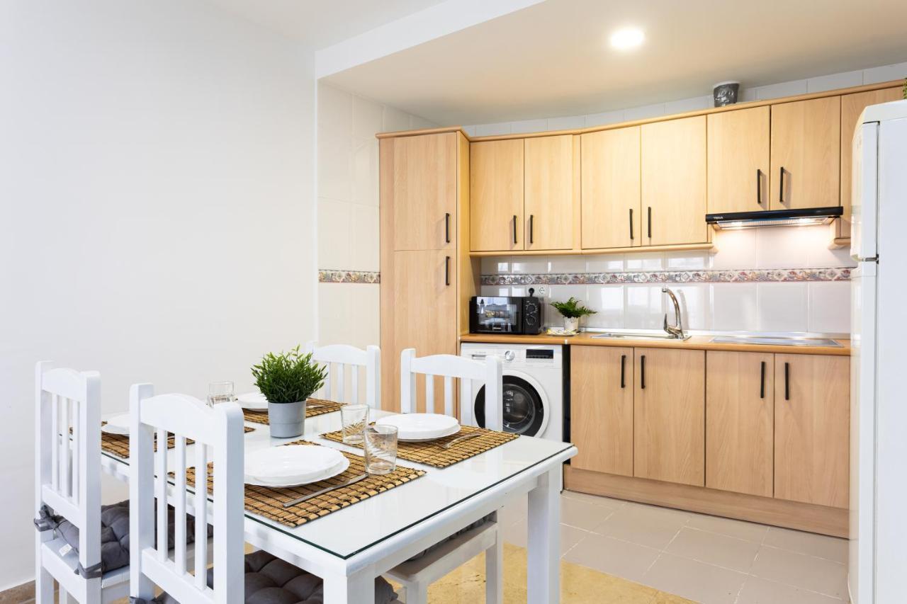 Holidays2Malaga Capuchinos French Balconies, Private Parking, Wifi & Air Con Exteriér fotografie